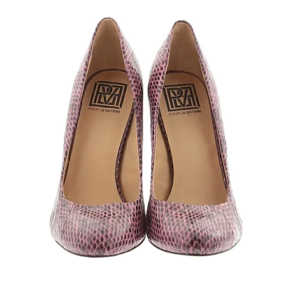 Pour La Victorie Heels 9 Pumps Haya Snake Print Pumps Fuschia Party Vacation